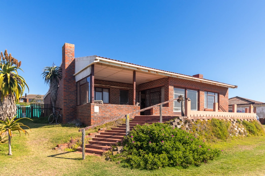 3 Bedroom Property for Sale in Boknesstrand Eastern Cape